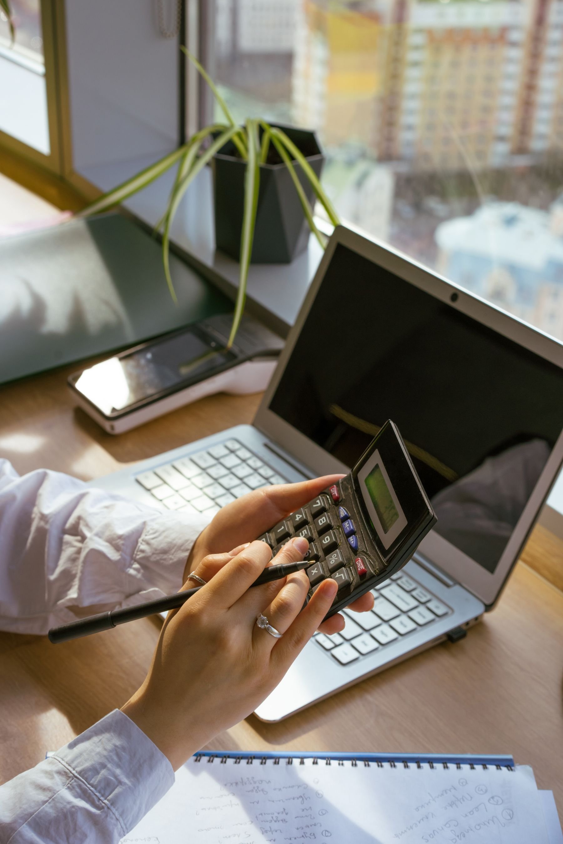 How Much Should a Small Business Expect to Pay for Marketing Help?